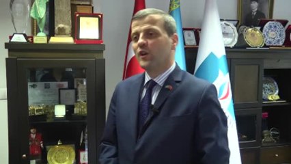 Öğrencilerin Uçak Biletleri Üniversiteden