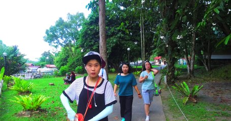 Vlog: Paragliding Kota Kinabalu With Dennis Law