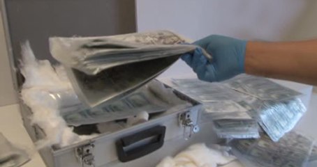 "Bu Kağıtlar Amerikan Doları Olacak" Dediler Sahte Para ile Yakalandılar