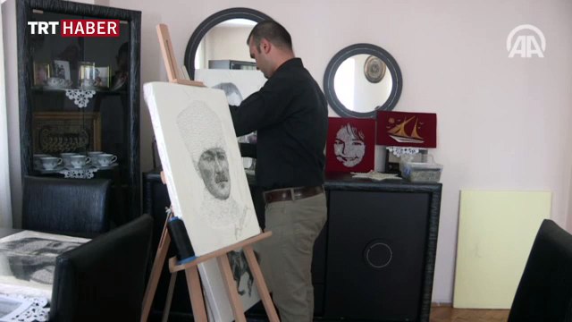 İğne ile portreler yapıyor