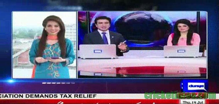 Sambhalo Kahi Tumhara Mak Up Kharab Na Ho Jae Host K Saewal Par Anchor Ne Kiya Jawab Diya