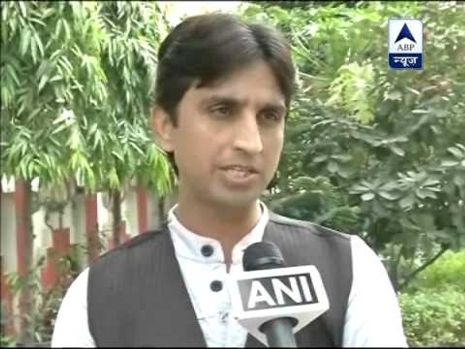 Kumar Vishwas condemns Digvijay's remarks