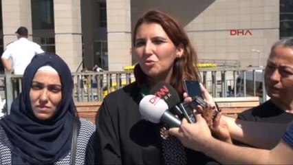 Anneme, 'Seni Öldüreceğim, Deli Raporu Alacağım' Diyordu"