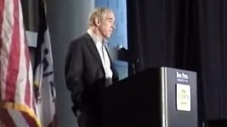 Ron Paul in Iowa talks about the Iraq War