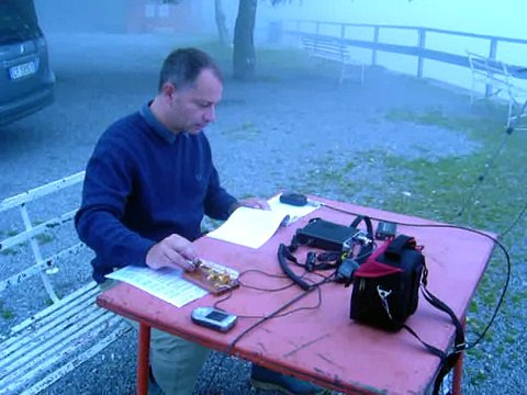IW2CZG calling CQ in 20 meters ham radio band