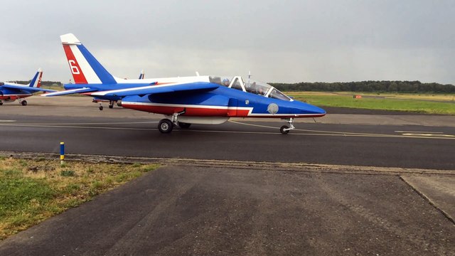 14 juillet : départ des hélicoptères et avions de la base de Creil