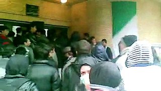 Iran Kerman 8 Dec 09 (17 Azar) student protest P1