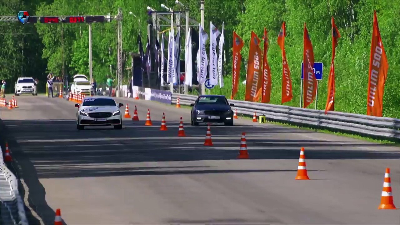 Mercedes CLS63 AMG vs Mercedes С63 AMG vs Chrysler 300C Turbo