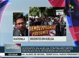 Maestros de Guatemala protestan contra recortes al sector educativo