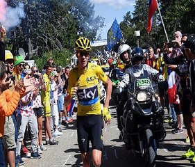 Chris Froome Runs Mont Ventoux