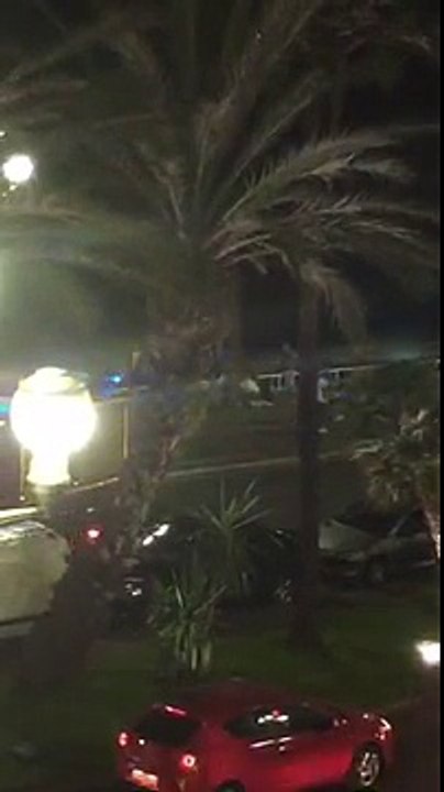ATTENTAT A NICE , PROMENADE DES ANGLAIS ( 14-07-2016 ) [ PARTIE 1]