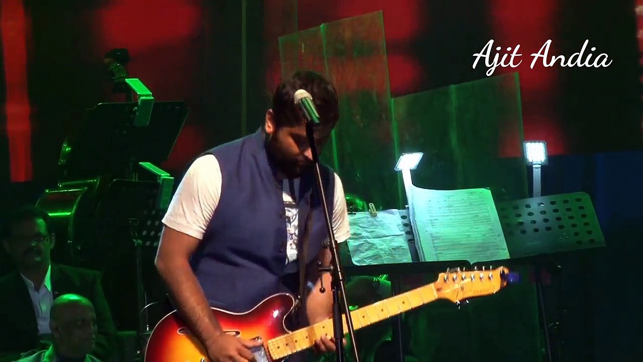 Bhigi Bhigi - Arijit Singh Live Performance