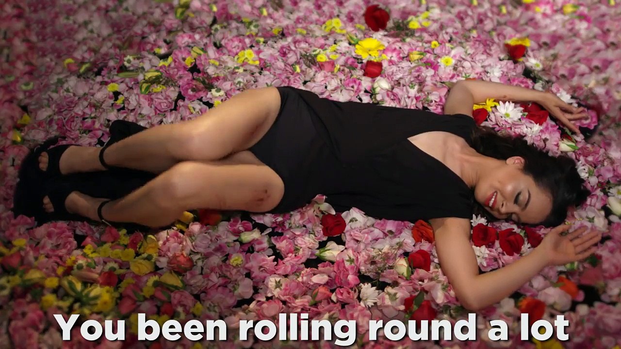 JUSTIN BIEBER vs SELENA GOMEZ Music Video Parody (Diss Track)