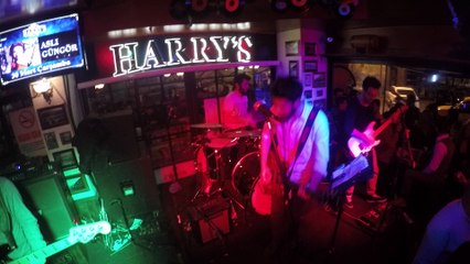 Klişe - Yalan (Harry's Pub - Alanya)