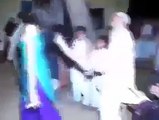 Maulana Fazal-ur-Rehman's Secretary Qari Ashraf Dancing With A Girl, Leaked Video