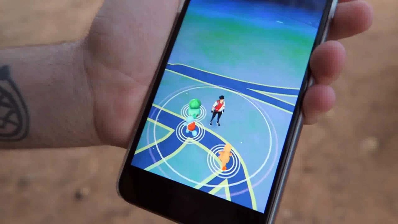 COMO ATRAPAR A PIKACHU !   POKEMON GO