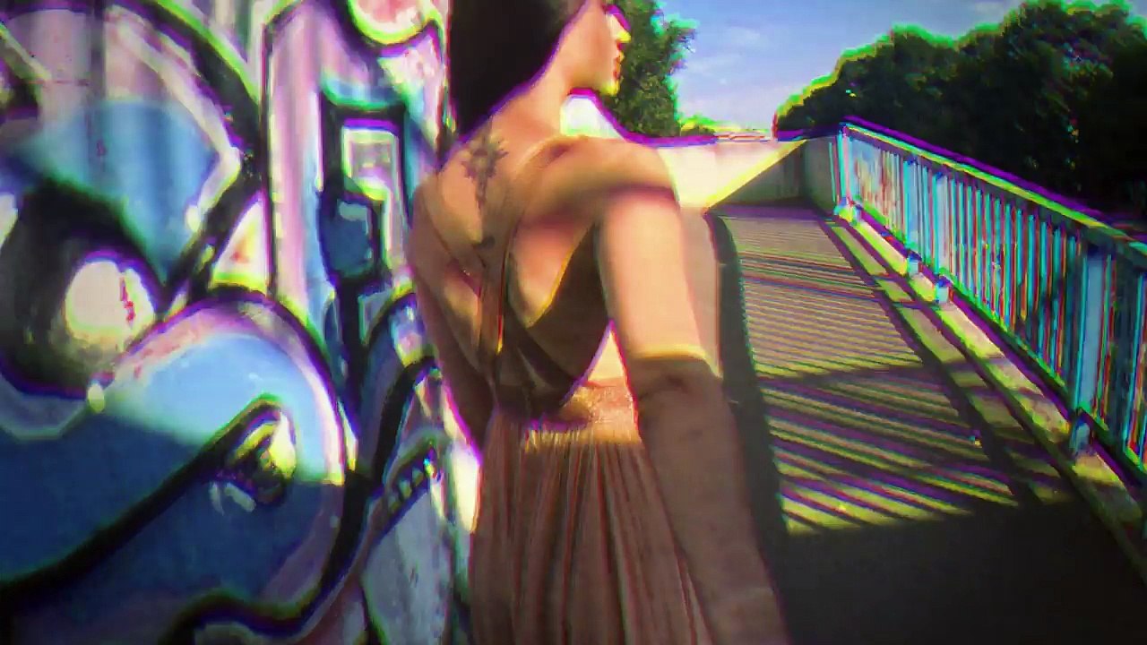 Vunk - Sari