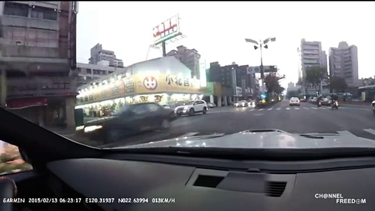 When his girl exclaims: "wow, so fast, it's got much power, OMG!" the BMW M3 driver knows he can't slow down