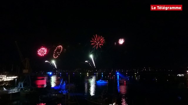 Brest 2016. Les images du final du feu d'artifice