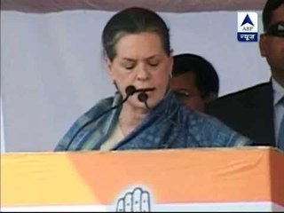Sonia Gandhi addresses rallies in Gujarat, targets Narendra Modi