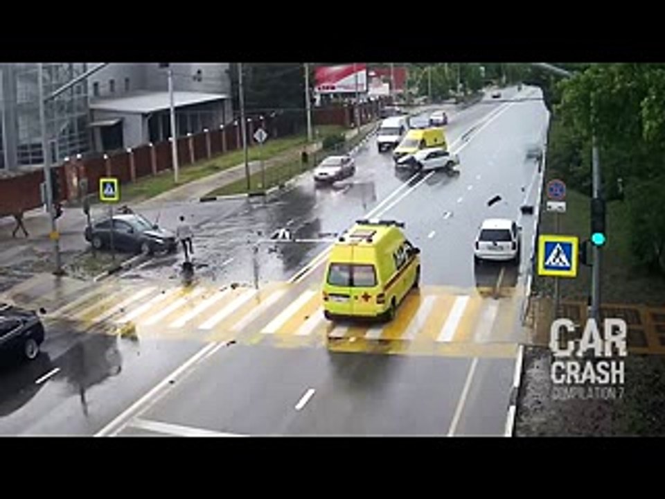 Car Crash Compilation # 1 - June 2016