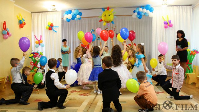 Слайд-шоу-Праздник в городе детства