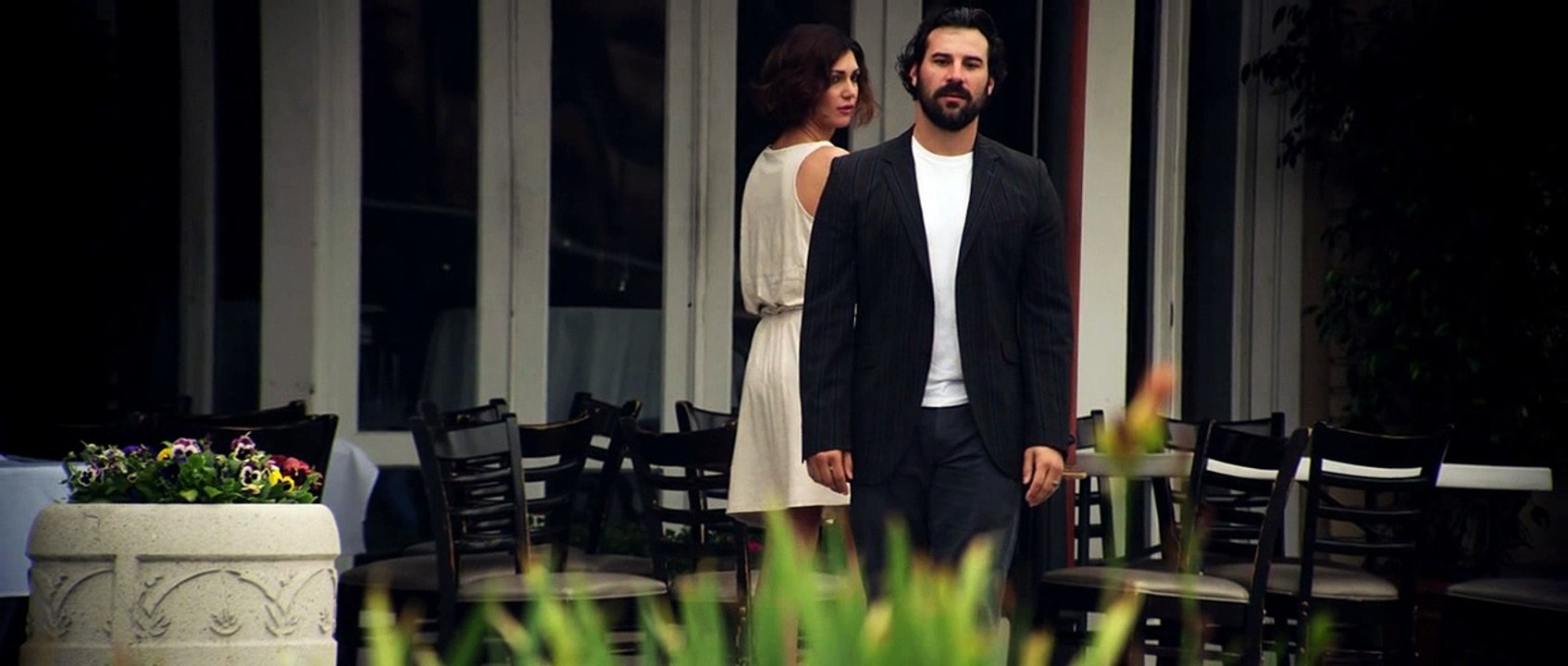 Parce que l amitié c est de l amour... et parce qu' il y a toujours une chanson de Damien qui s y prêtera au mot et à la note près...