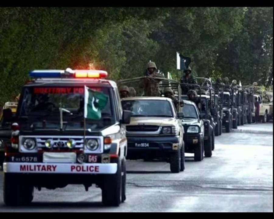 Naara E Takbeer Allah hu Akbar - Zarb e Azb Pakistan Army