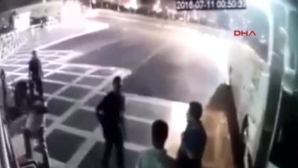 Şanlıurfa'da 3 Polisin Şehit Olduğu Saldırı Anı Güvenlik Kamerasında