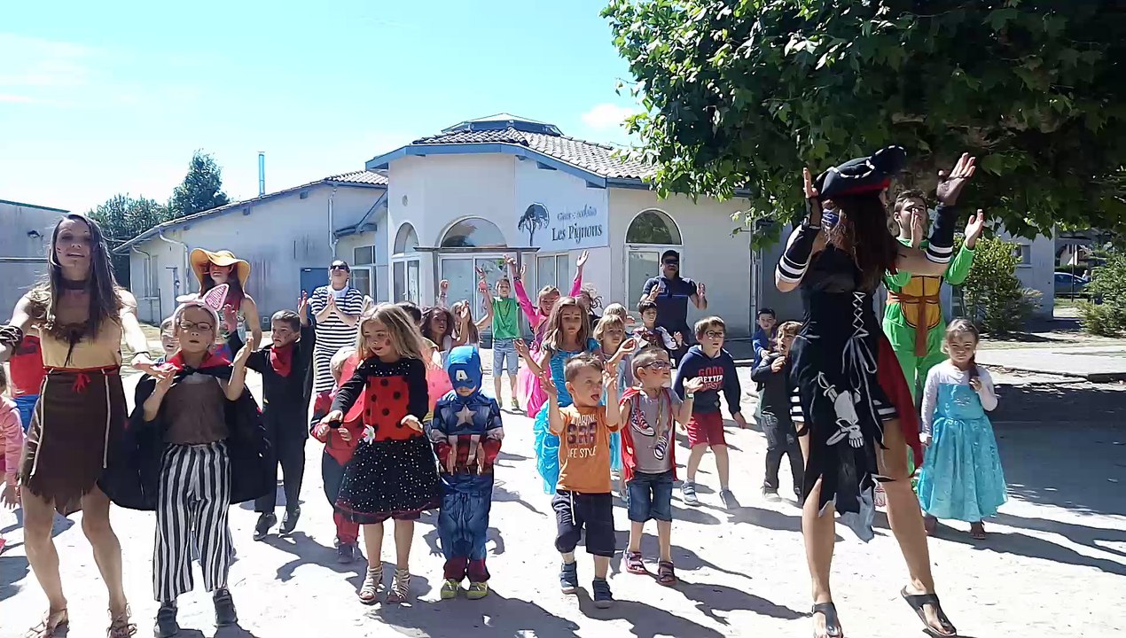 flashmob déguisé