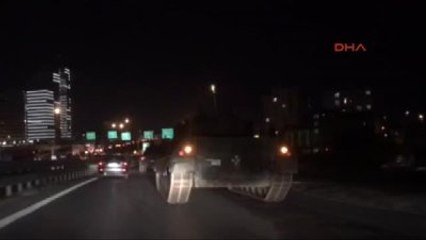 Tem Bağlantı Yolunda Askeri Araçların İlerlediği Görüldü