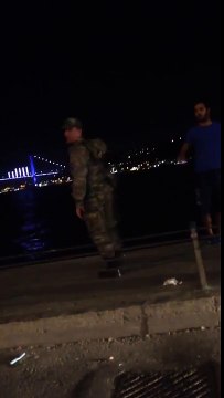 Asker- Asker yönetime el koydu ! Şaka değil! Darbe girişimi