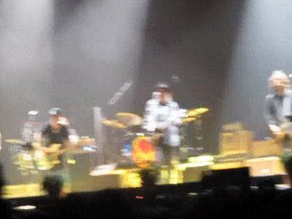 Neil Young & POTR -  Rocking In The Free World  Amsterdam 9July 2016
