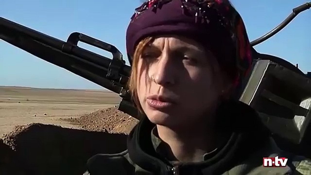 Bunt zusammengewürfelte Truppe der Kurden - Das sind die Kämpfer, die dem IS die Stirn bieten