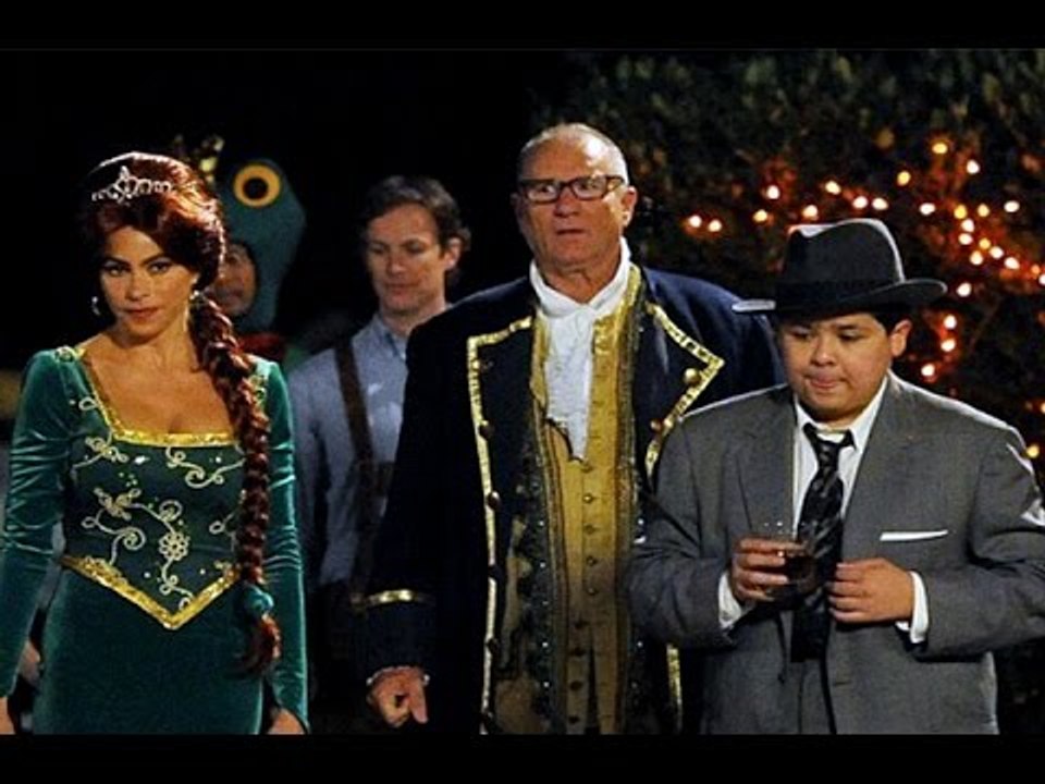 Sofia Vergara Transforms Into Princess Fiona From ‘Shrek’