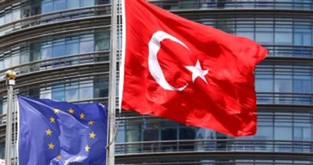 AB'den Türkiye'de Demokratik Kurumlara Saygı Çağrısı