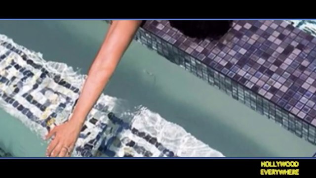 Keeping Up With The Kardashians: Kris Jenner Flashes Her Nipples In Sexy Pool Photo Shoot