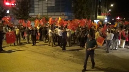 Erzincan Doğu'da Halk Sokağa Döküldü