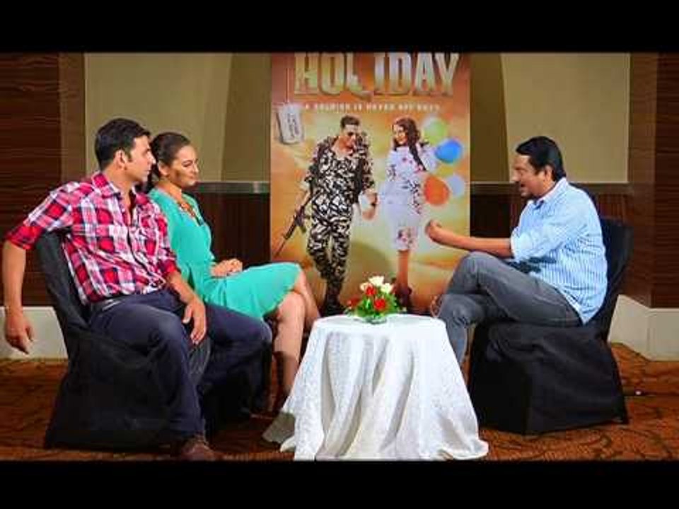 Parag Chhapekar with Akshay Kumar &Sonakshi Sinha