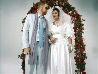 MISS PLATNUM & PETE FOX - Come Marry Me