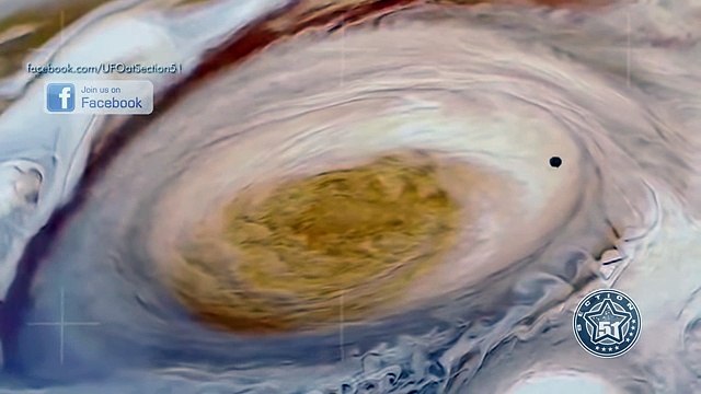 Leaked JUNO Probe Footage - Mysterious UFO hovering over Jupiter