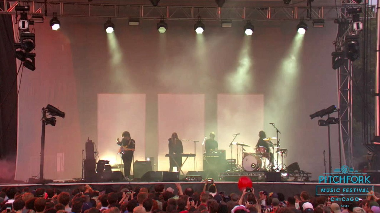 Beach House - Wild (July 15 2016) 2/15