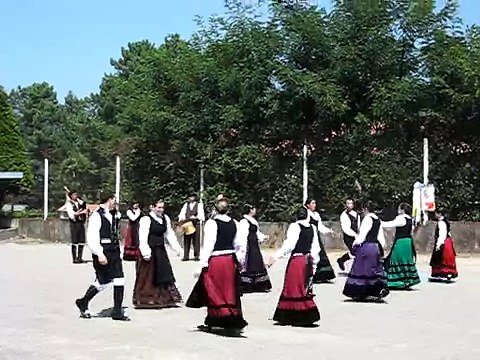 15 de Agosto: Bailando muñeiras!! Traditional celtic music and dance from Galicia - Spain
