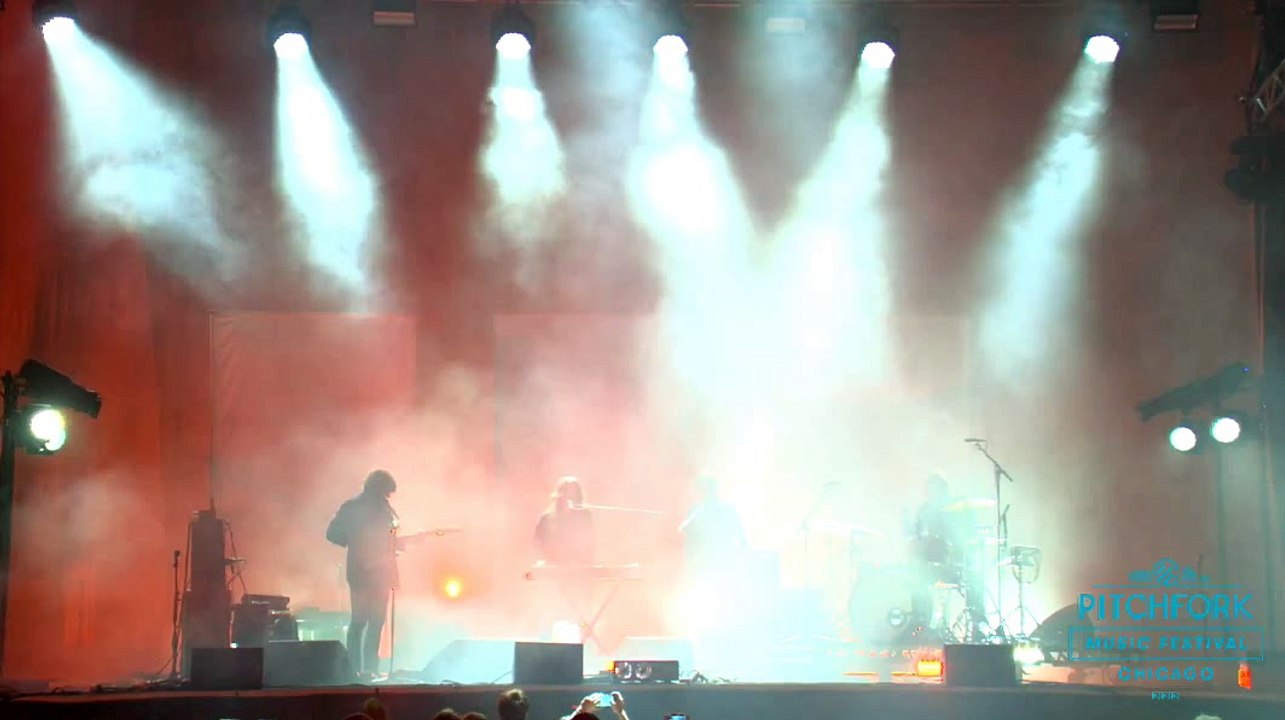 Beach House - Sparks (July 15 2016) 14/15