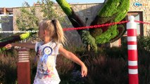 Ярослава и Хелло Китти на Выставке EXPO 2016 Antalya - Шоу Фонтанов! Видео для детей Часть 3
