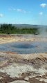 Geyser en Islande, magnifique et impressionnant