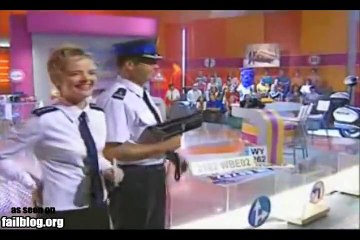 #Viral: Choque de motos en un estudio de televisión