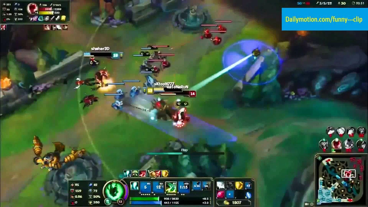 LoL Epic Moments #11 - Amazing Thresh Hook Outplay   League of Legends