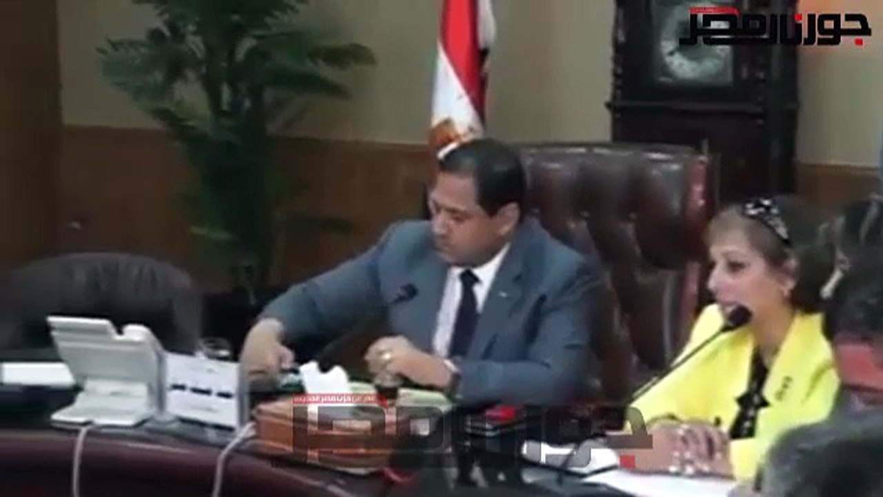 محافظ الغربية يناقش الموقف التنفيذى للمشروعات