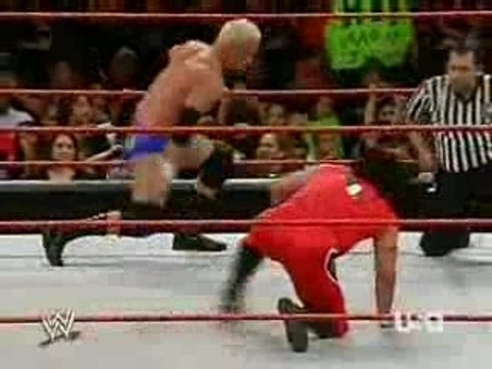 RAW 16/07/07: Mr Kennedy Vs Super Crazy